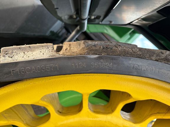 2025 John Deere 8RX 370 Tractor Rubber Track