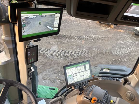 2025 John Deere 8RX 370 Tractor Rubber Track