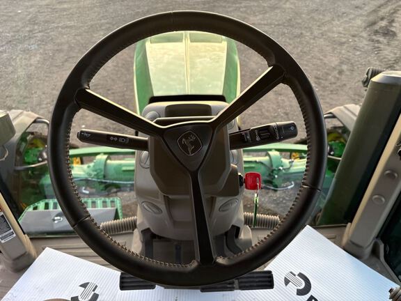 2025 John Deere 8RX 370 Tractor Rubber Track