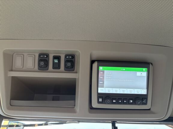 2025 John Deere 8RX 370 Tractor Rubber Track