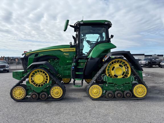 2025 John Deere 8RX 370 Tractor Rubber Track