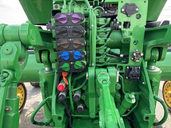 2025 John Deere 8RX 370 Tractor Rubber Track