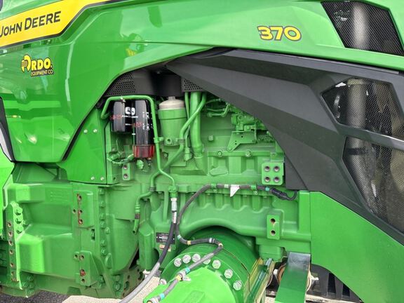 2025 John Deere 8RX 370 Tractor Rubber Track