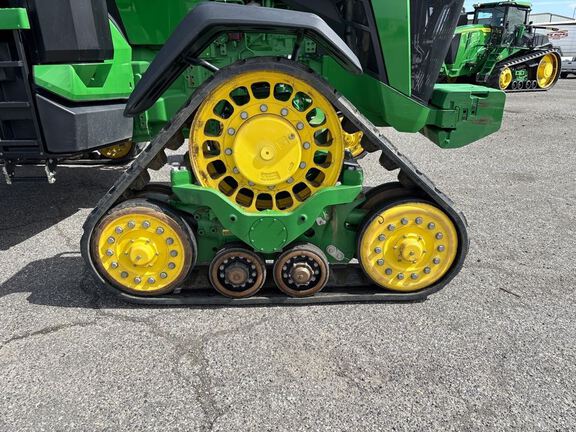 2025 John Deere 8RX 370 Tractor Rubber Track