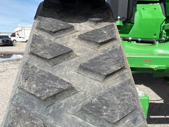 2025 John Deere 8RX 370 Tractor Rubber Track
