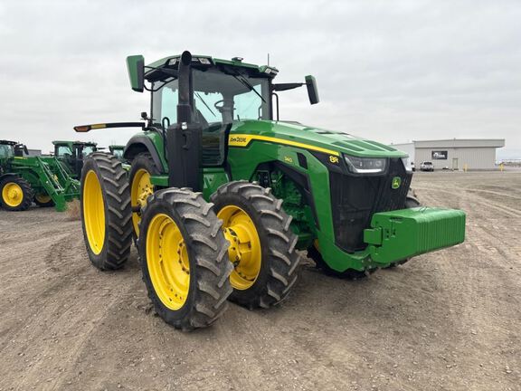 2022 John Deere 8R 340 Tractor