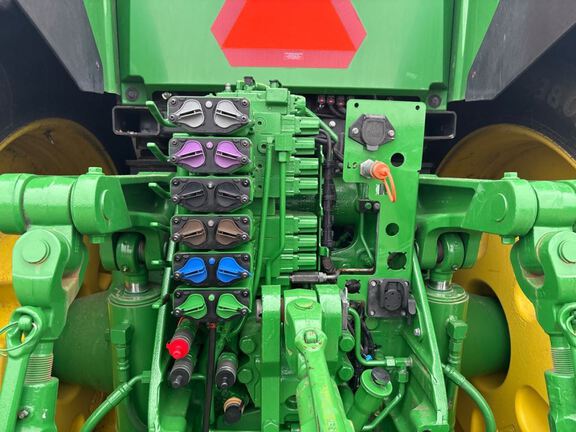 2022 John Deere 8R 340 Tractor