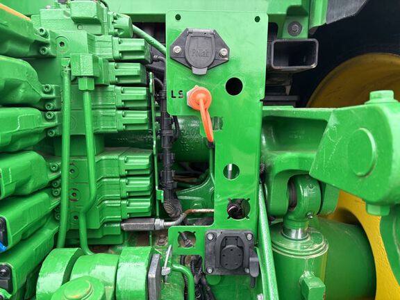 2022 John Deere 8R 340 Tractor