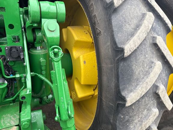 2022 John Deere 8R 340 Tractor