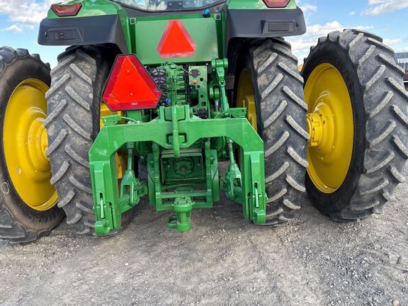 2022 John Deere 8R 340 Tractor