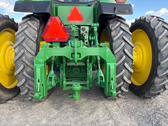 2022 John Deere 8R 340 Tractor