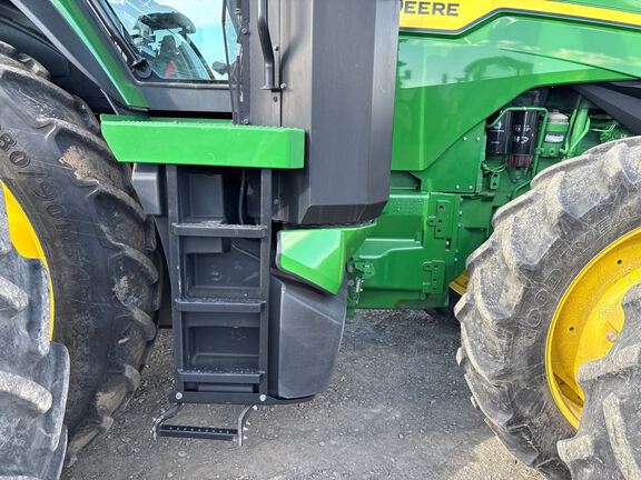 2022 John Deere 8R 340 Tractor
