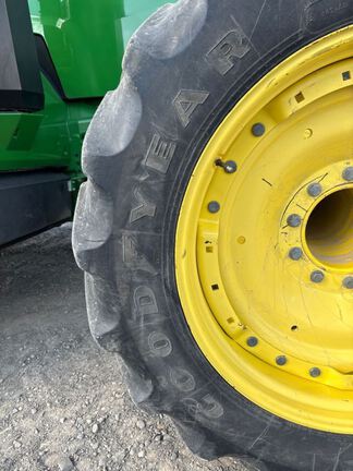 2022 John Deere 8R 340 Tractor