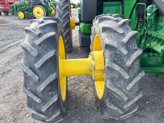 2022 John Deere 8R 340 Tractor
