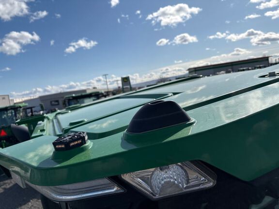 2022 John Deere 8R 340 Tractor