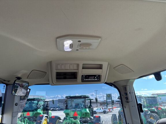 2022 John Deere 8R 340 Tractor