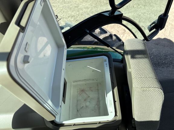 2022 John Deere 8R 340 Tractor