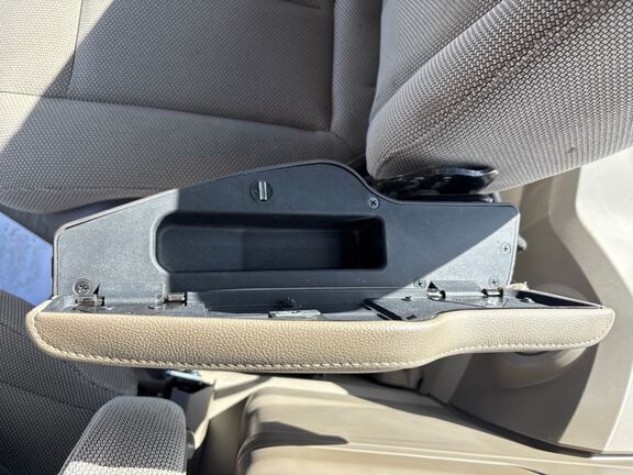 2022 John Deere 8R 340 Tractor