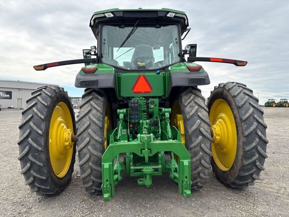 2022 John Deere 8R 340 Tractor