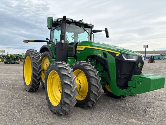 2022 John Deere 8R 340 Tractor