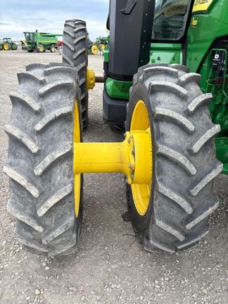 2022 John Deere 8R 340 Tractor
