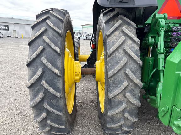 2022 John Deere 8R 340 Tractor