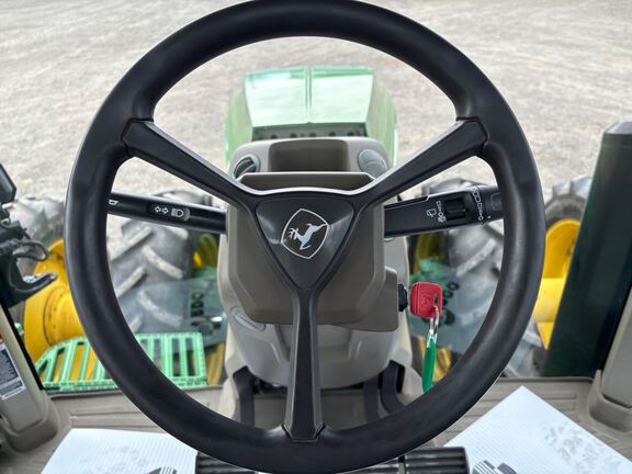 2022 John Deere 8R 340 Tractor