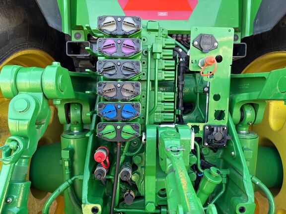 2023 John Deere 8R 340 Tractor
