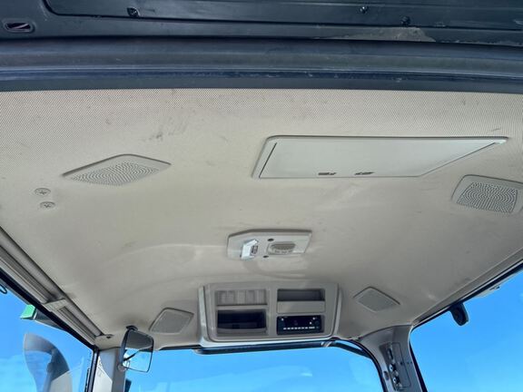 2023 John Deere 8R 340 Tractor