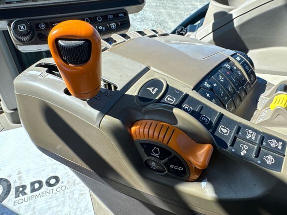 2023 John Deere 8R 340 Tractor