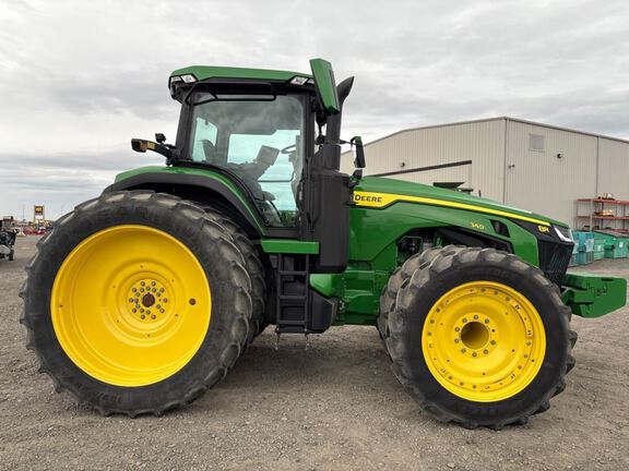 2023 John Deere 8R 340 Tractor