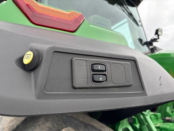 2023 John Deere 8R 340 Tractor