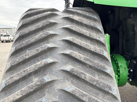 2024 John Deere 9RX 590 Tractor Rubber Track