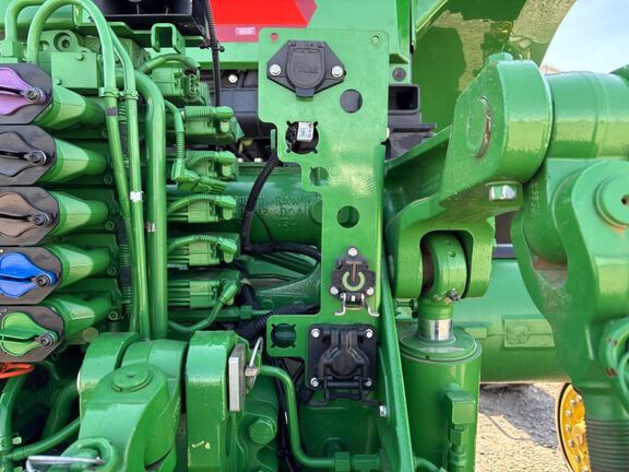 2025 John Deere 8RX 410 Tractor Rubber Track