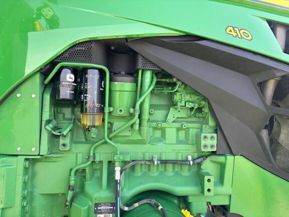 2025 John Deere 8RX 410 Tractor Rubber Track