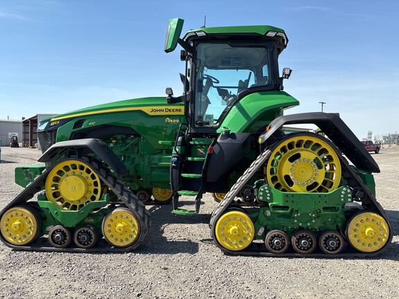 2025 John Deere 8RX 410 Tractor Rubber Track