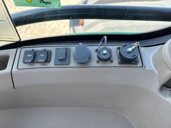 2025 John Deere 8RX 410 Tractor Rubber Track