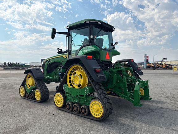 2025 John Deere 8RX 410 Tractor Rubber Track