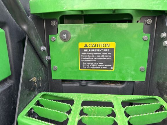 2025 John Deere 8RX 410 Tractor Rubber Track