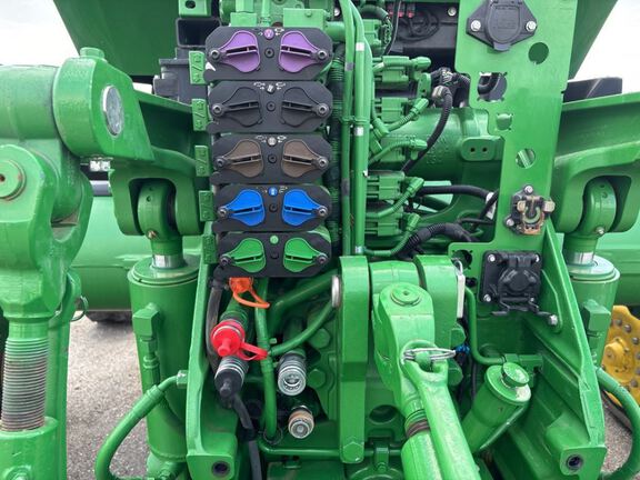 2025 John Deere 8RX 410 Tractor Rubber Track