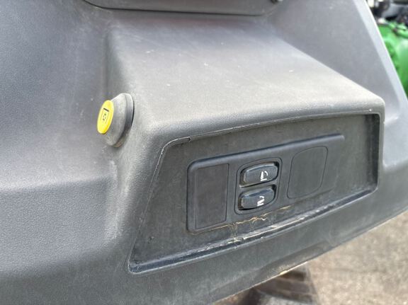2025 John Deere 8RX 410 Tractor Rubber Track