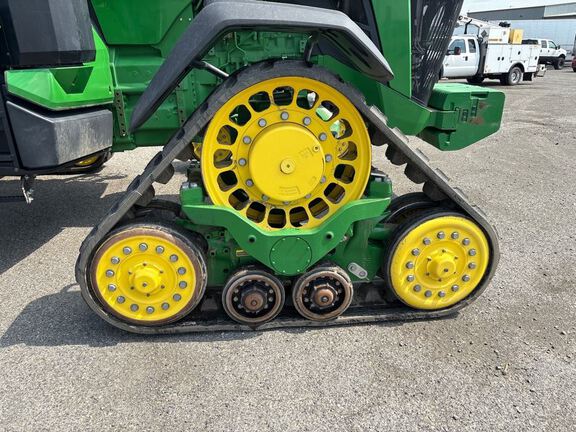 2025 John Deere 8RX 410 Tractor Rubber Track
