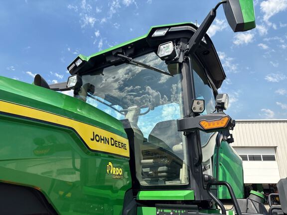 2025 John Deere 8RX 410 Tractor Rubber Track