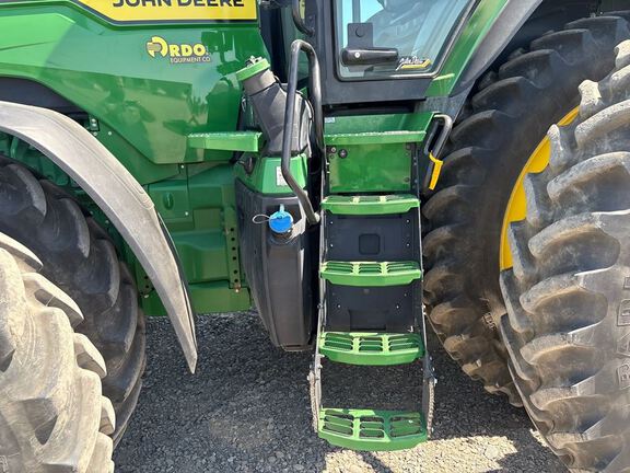 2025 John Deere 8R 340 Tractor
