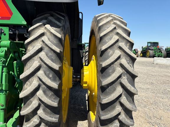 2025 John Deere 8R 340 Tractor