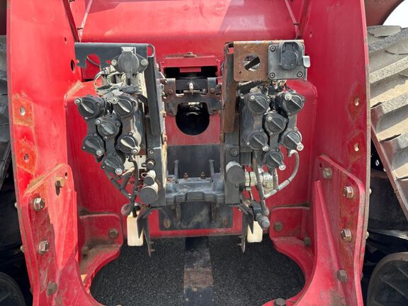 2019 Case 580 Tractor Rubber Track