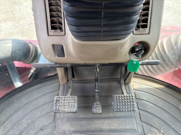 2019 Case 580 Tractor Rubber Track