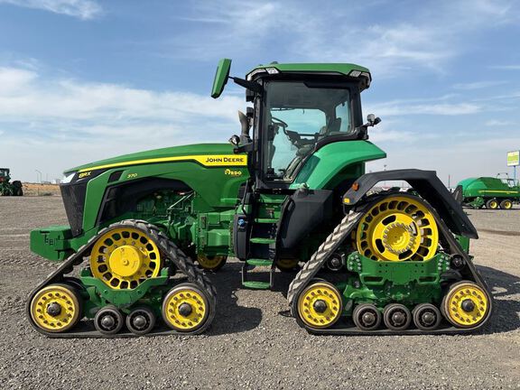2021 John Deere 8RX 370 Tractor Rubber Track