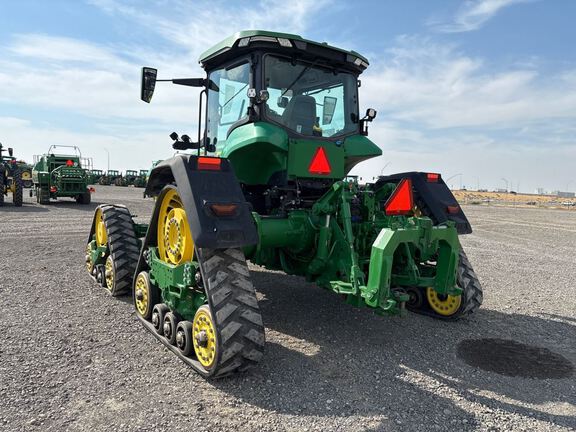 2021 John Deere 8RX 370 Tractor Rubber Track