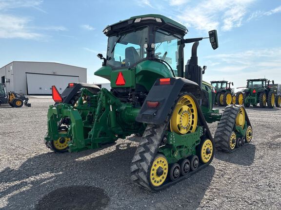 2021 John Deere 8RX 370 Tractor Rubber Track